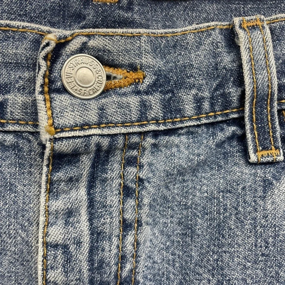 Levi's 550 Relaxed Fit Denim Shorts Mens 36 Blue Made in‎ USA Vintage 35550-4013